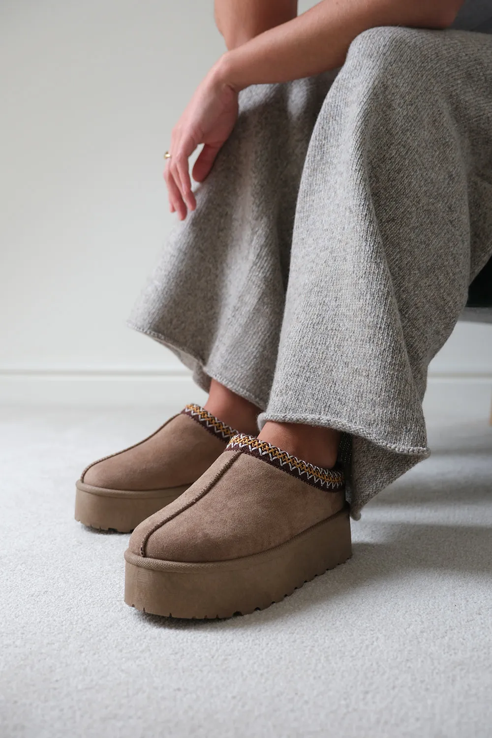 ALLEGRA FLATFORM EMBROIDERED LOW ANKLE SLIPPER BOOTS IN CAMEL SUEDE