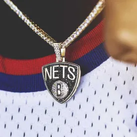 Brooklyn Nets Pendant in Yellow Gold