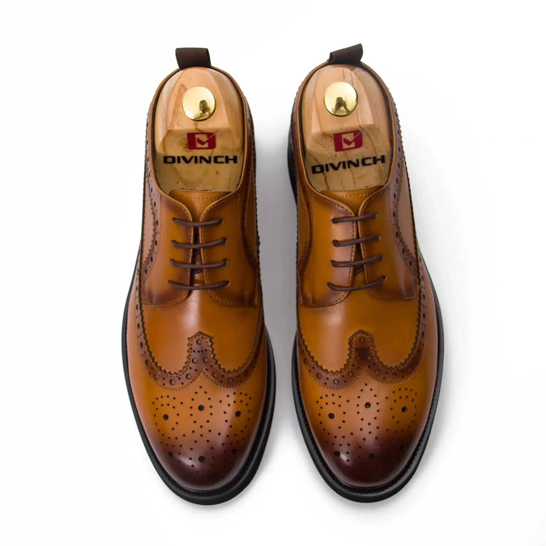 Men's leather brogue shoes