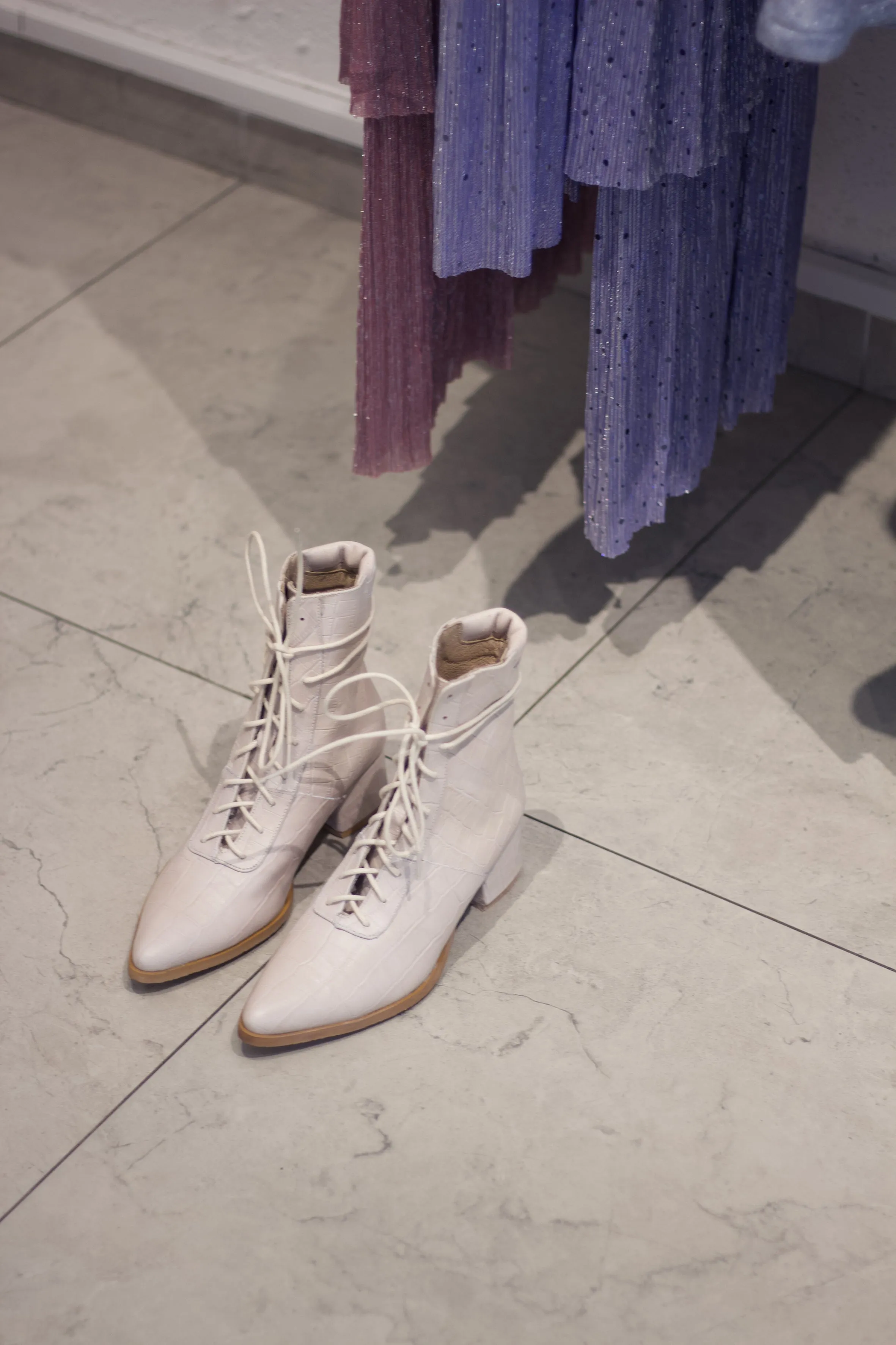 White Quartz - Off white textured boots